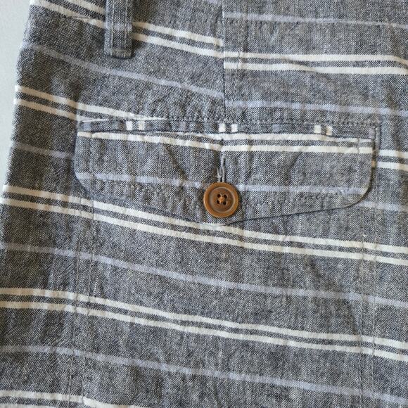 J.Crew Men's Linen Blend Striped Shorts - Grey & White - 32 Waist 9" Inseam - Picture 5 of 5